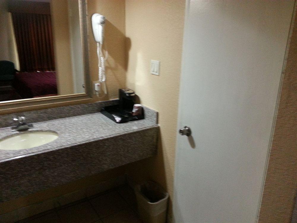 Southmore Motel Хьюстон Экстерьер фото
