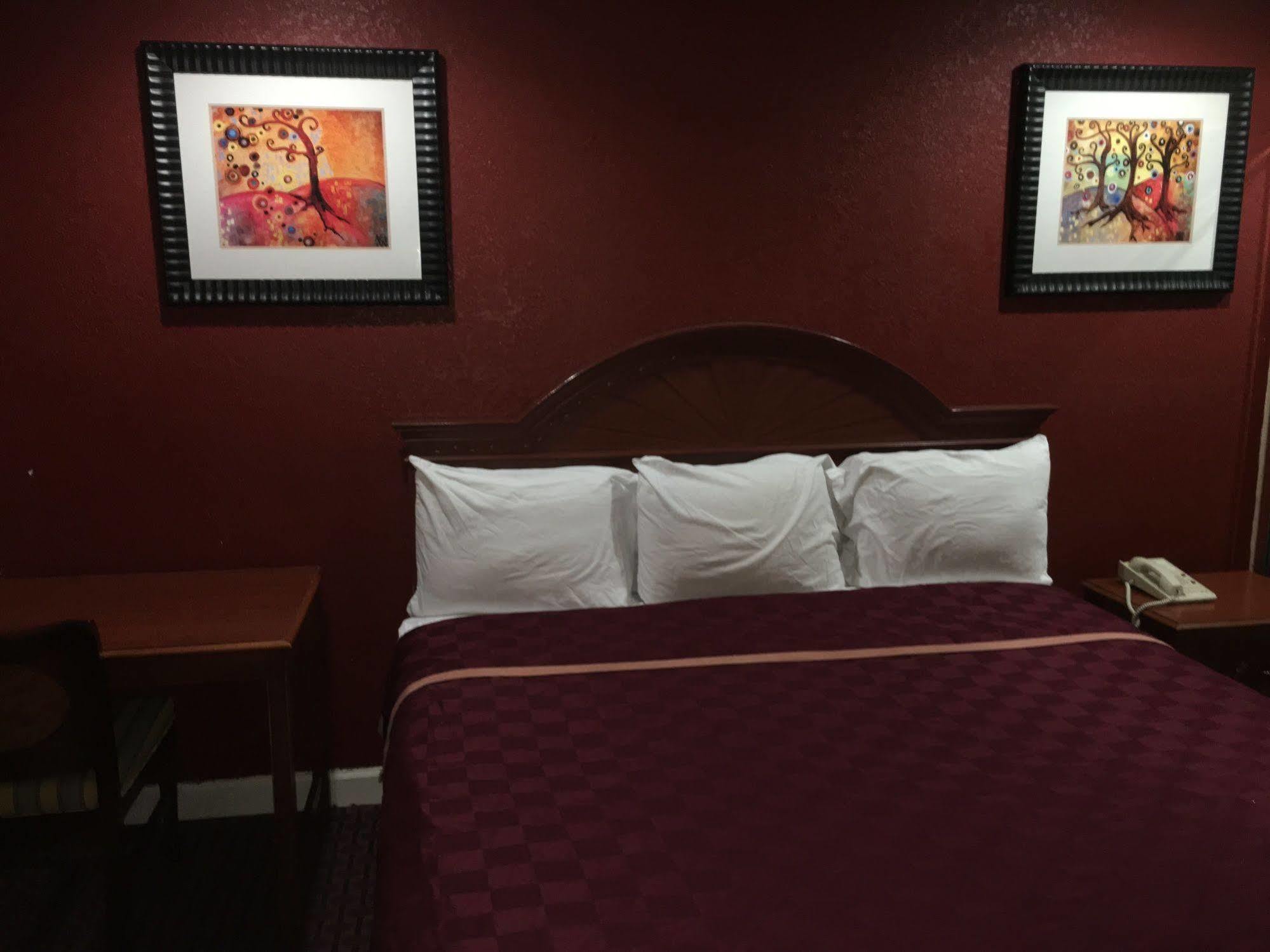 Southmore Motel Хьюстон Экстерьер фото